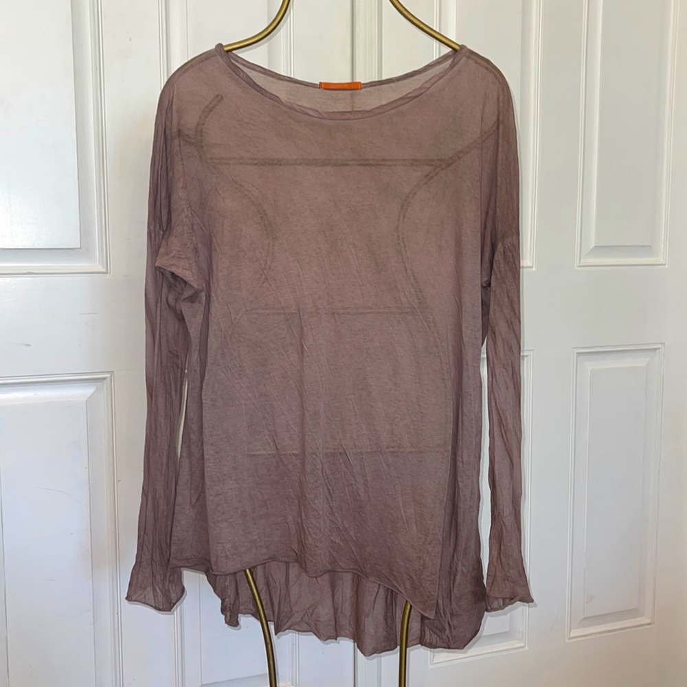 OPIUM lightweight long sleeve hi lo tshirt